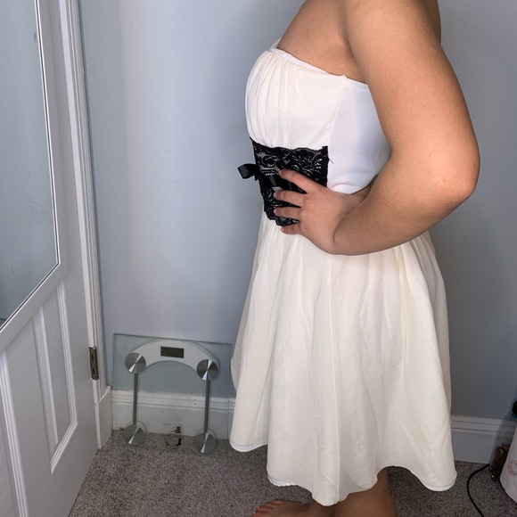 White Cocktail Dress ✨ - Picture 3 of 5